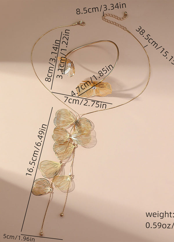 Vintage Flower Necklace